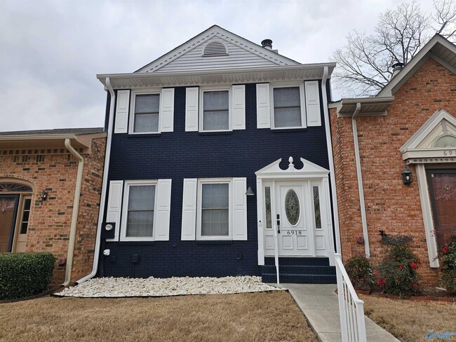 Building Photo - 6918 Steeplechase Dr NW Rental