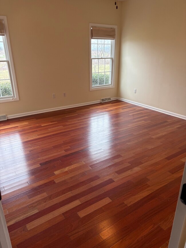 Photo - 409 Arabela Ct