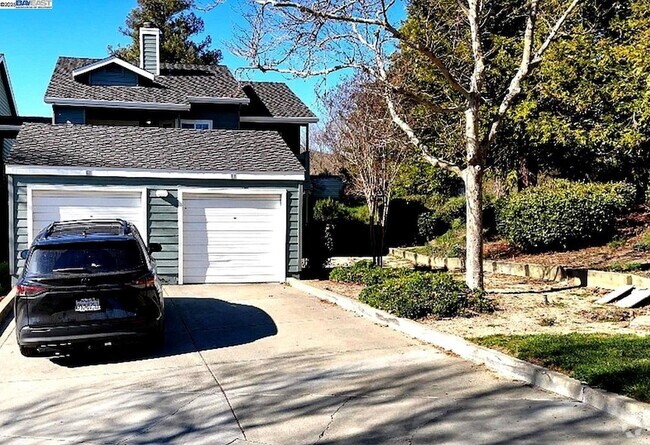 Building Photo - 8170 Mountain View Dr Rental