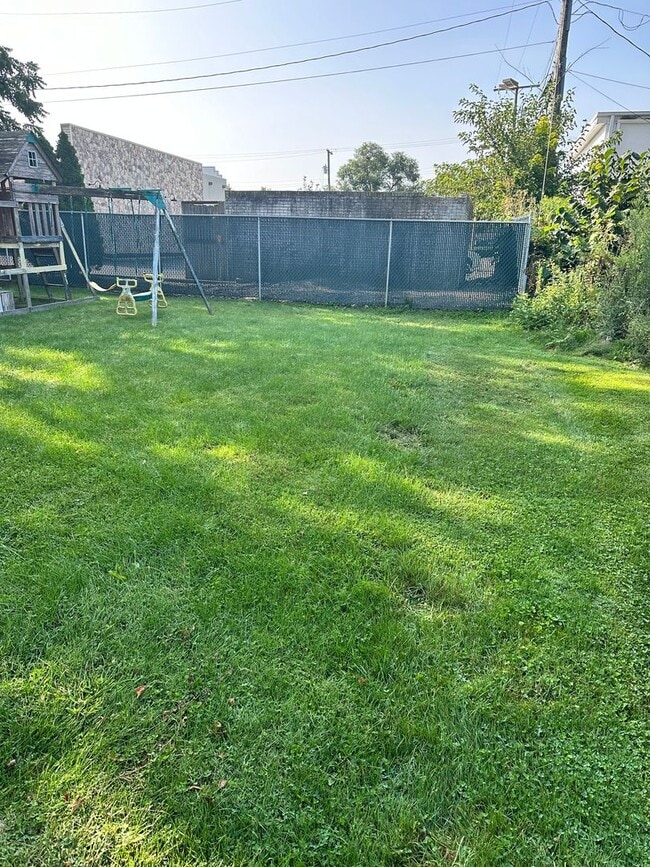 Photo - 806 Jefferson Unit A