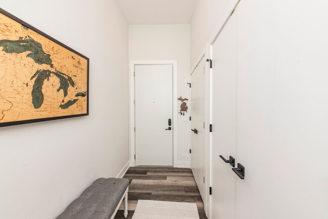 Photo - 2317 N Clark St Unit 209