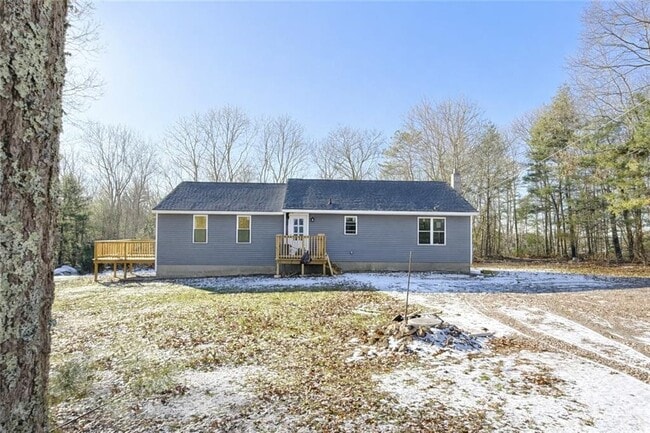 Building Photo - 739 Victory Hwy