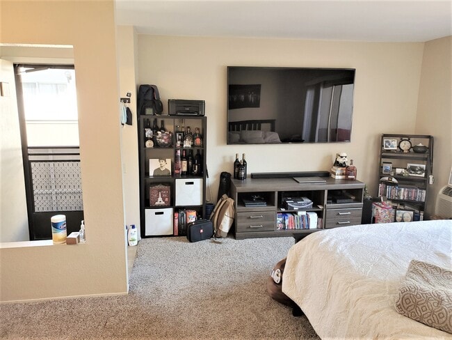 Photo - 7979 Mission Center Ct Unit 01