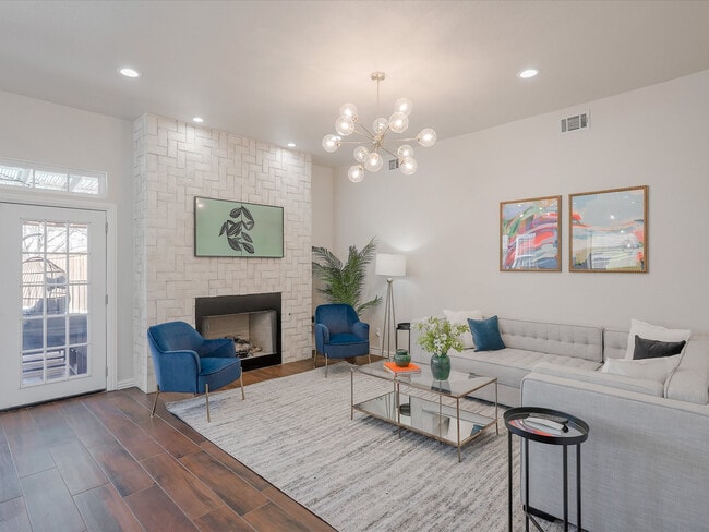 Photo - 2620 Bordeaux Dr Unit ID1019535P