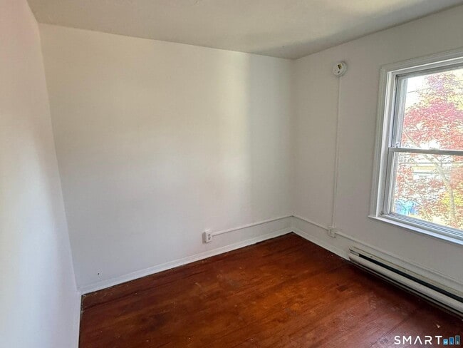 Photo - 33 Olive St