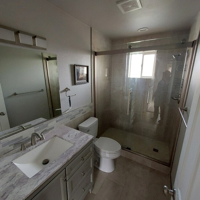 Photo - 3209 Turnagain St Unidad 4