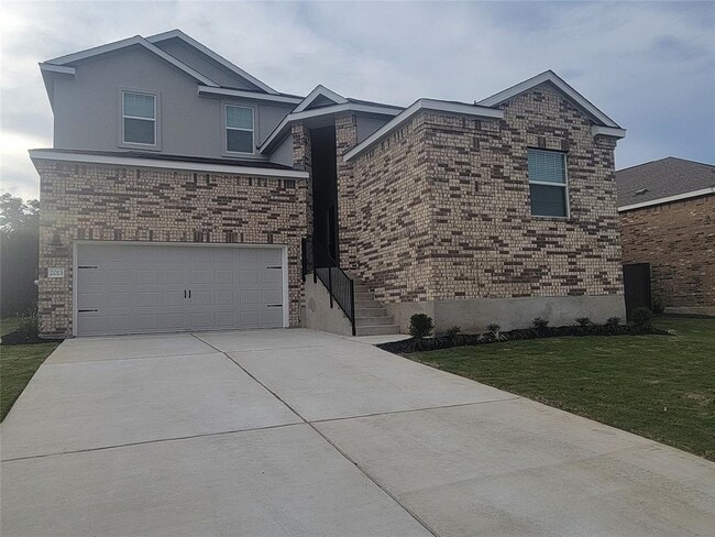 Photo - 2013 Four Waters Lp