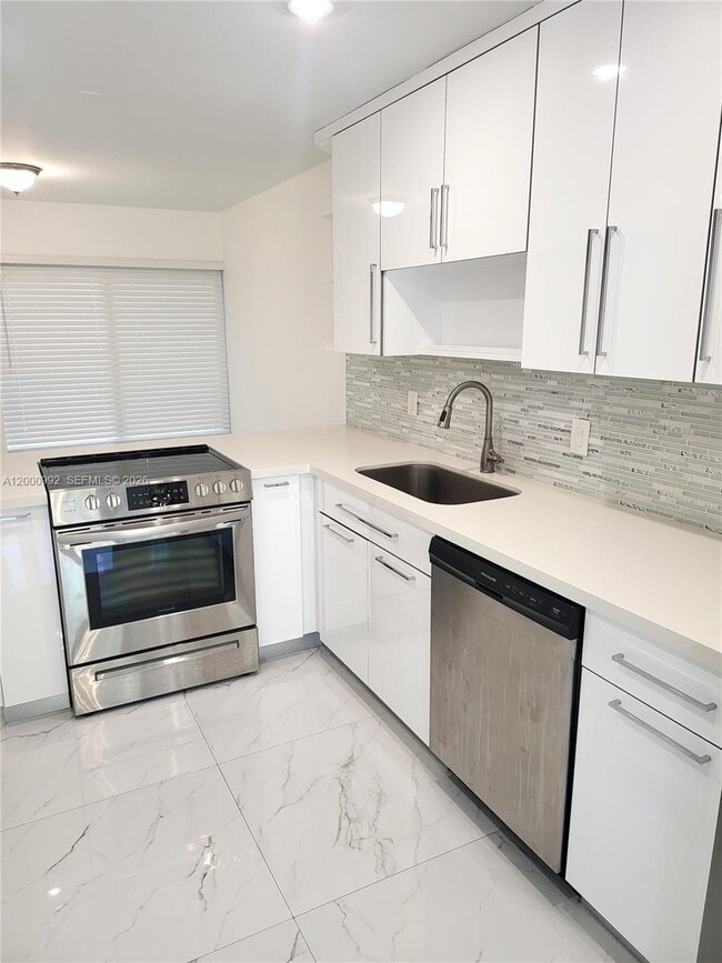 Photo - 9723 N New River Canal Rd Unit 416