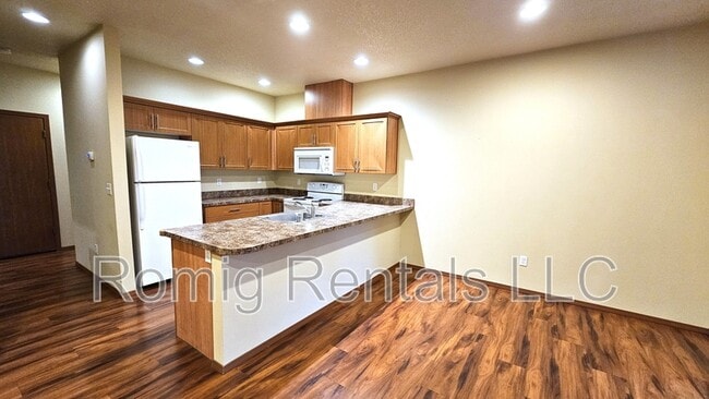 Photo - 3612 NE 81st Cir