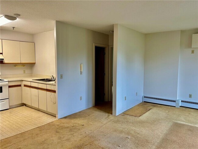 Photo - 175 Massachusetts Ave Unidad 202