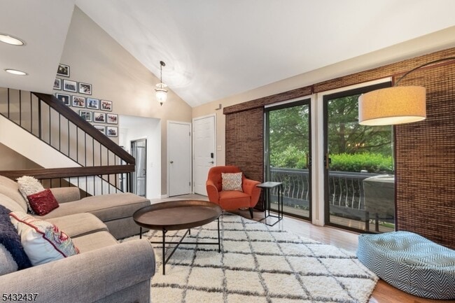 Photo - 240 Arrowood Way
