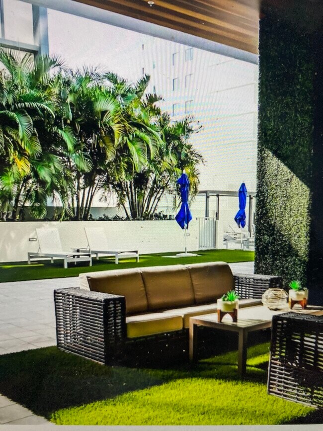 Photo - 1010 SW 2nd Ave Unit 702