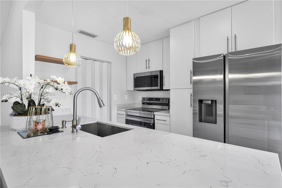 Photo - 11974 SW 110th St Cir S