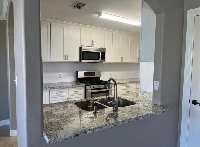 Photo - 10510 Linsley Lane