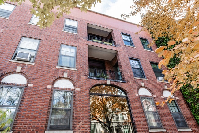 Photo - 5131 S Blackstone Ave Unit Blacksstone apartment-5131