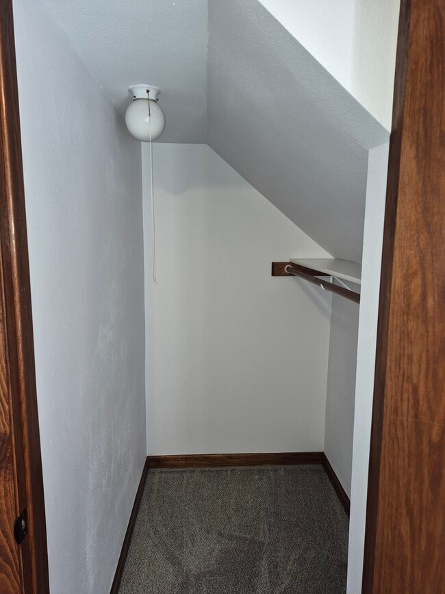 Photo - 202 Gadow Ln