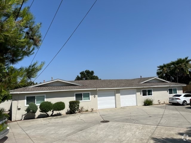 Building Photo - 341 Peters Dr Rental