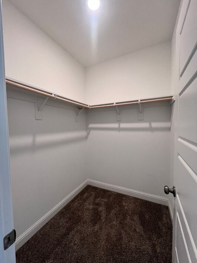 1 Bedroom Studio Rental House Rental in Shafter, CA