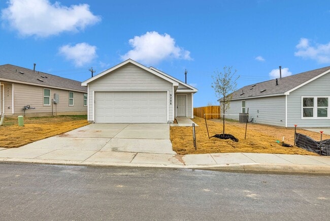 Building Photo - Beautiful Rental Home Located near 410 and Old Pearsall Rd.