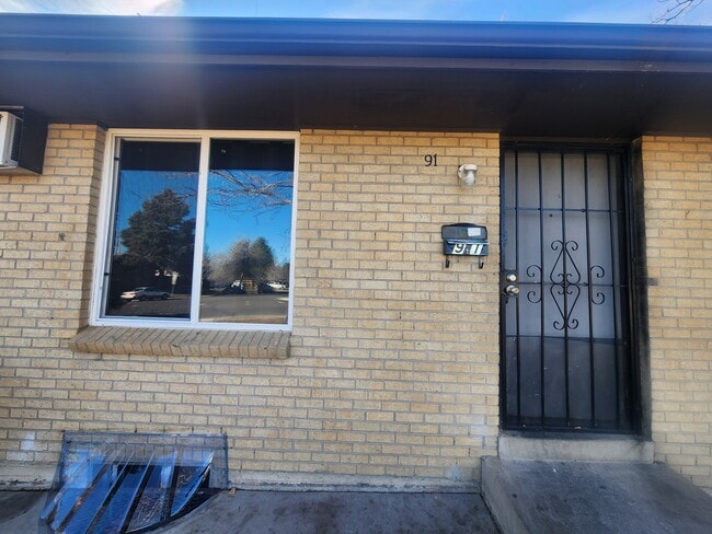 Building Photo - 91 Lansing St