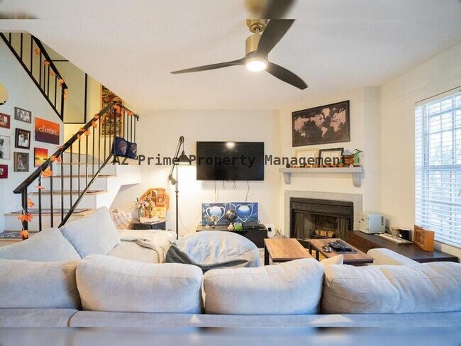 Photo - 8111 W Wacker Rd