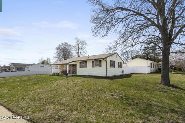 Photo - 200 Hughes Ave