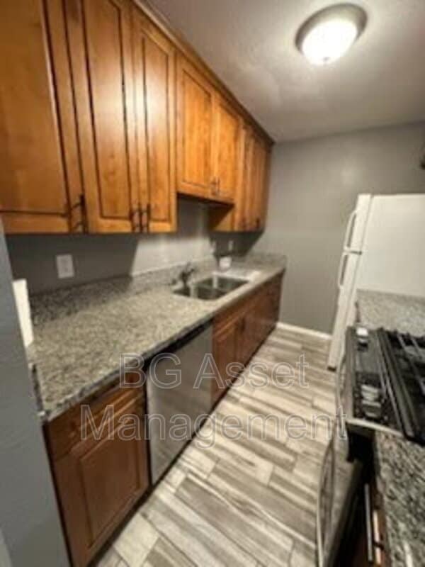 Photo - 2417 Northrop Ave Unit 2