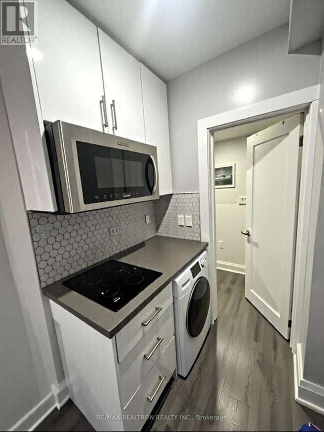 Photo - 1492 Dundas St E Unit 4