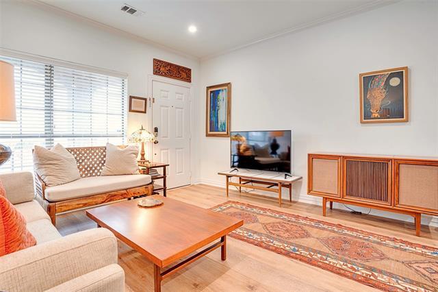 Photo - 5713 Butterfly Way