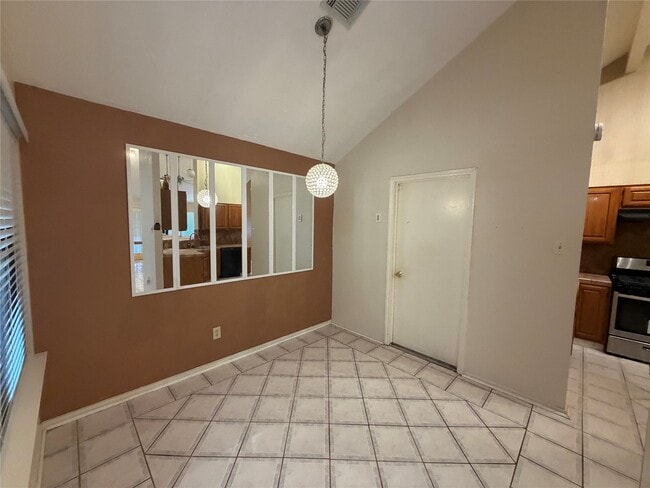 Photo - 1423 Elkwood Dr