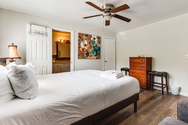 Photo - 4731 Sanders Ave Unit SI ID1596270P