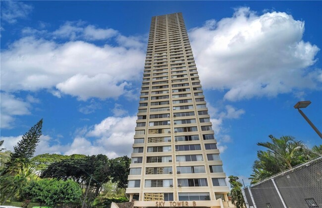 Building Photo - Century Park Plaza/2BR/2BA/2PK Unit 2002B