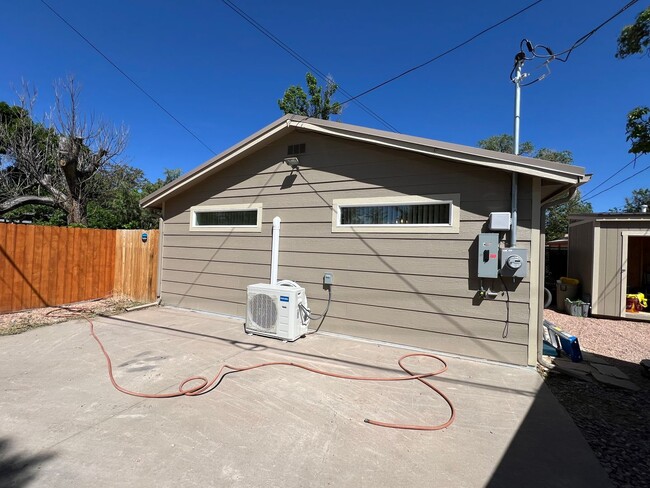 1126 Rudd Ave