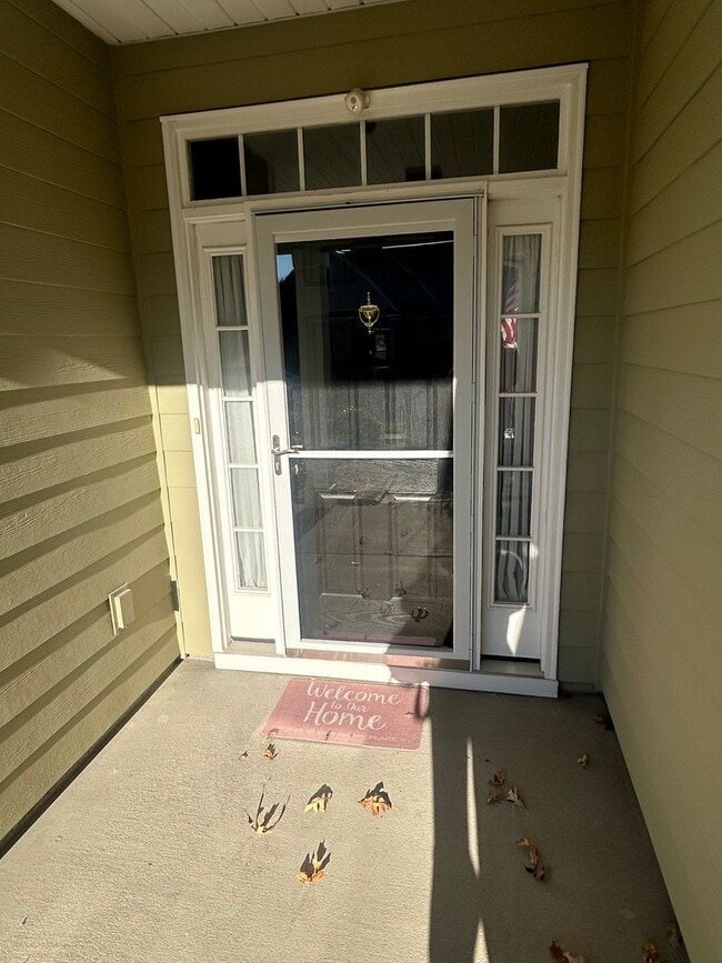 Photo - 1189 Parish Way