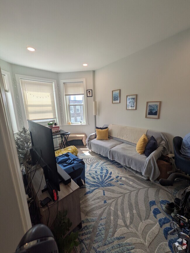 Building Photo - 119 Jersey St Unit 7 Rental