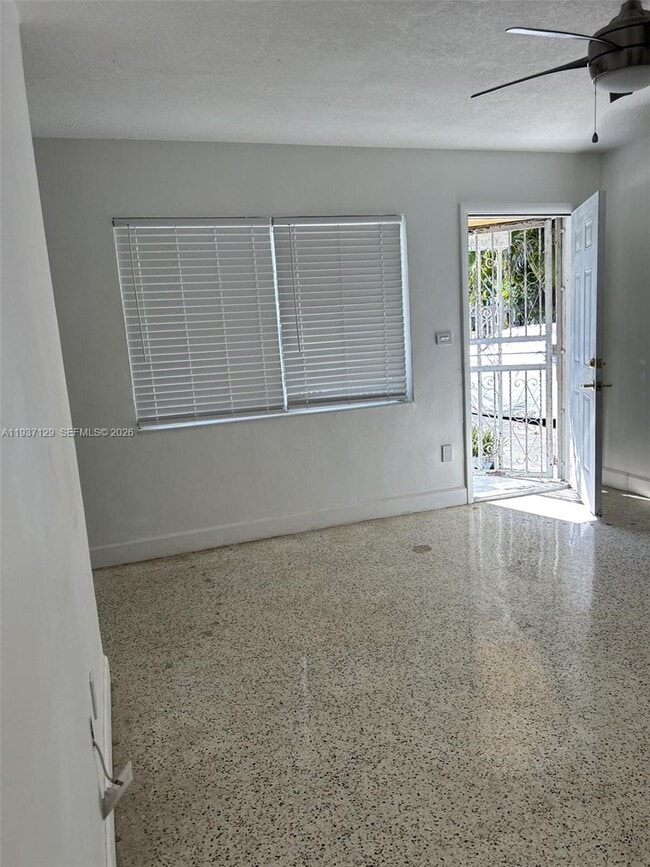 Photo - 1023 NW 33rd St Unit 0