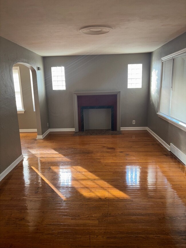 Photo - 1534 Orchid Ave