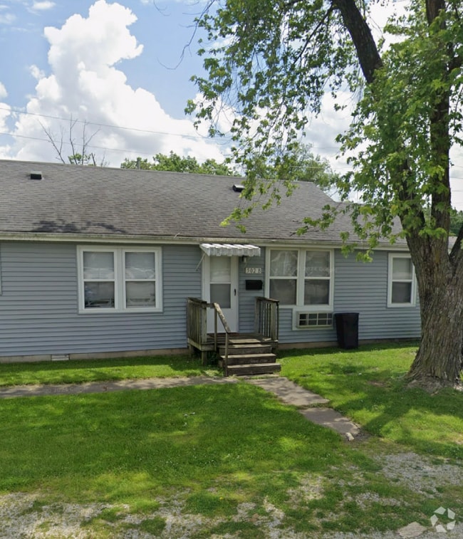 Townhomes for Rent with Utilities Included in Salem IL 1 Townhomes