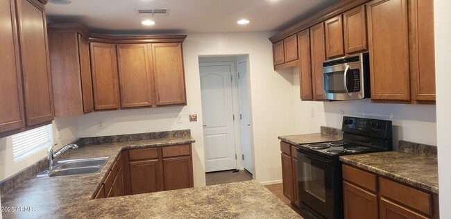 Photo - 1736 S Martingale Rd