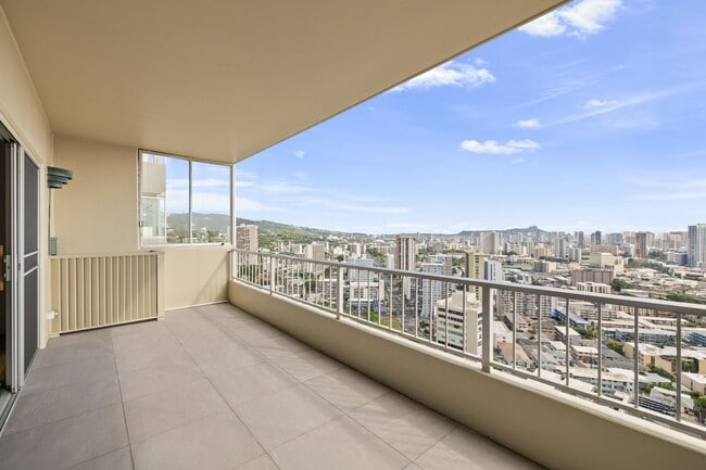 Photo - 999 Wilder Ave