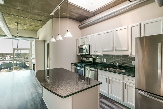 Kitchen_1 - 100 W 5th St Unit 809