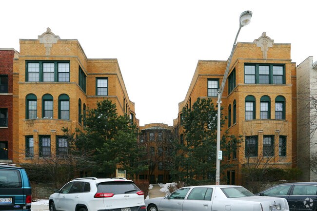 Photo - The Villages of Eastlake #7736