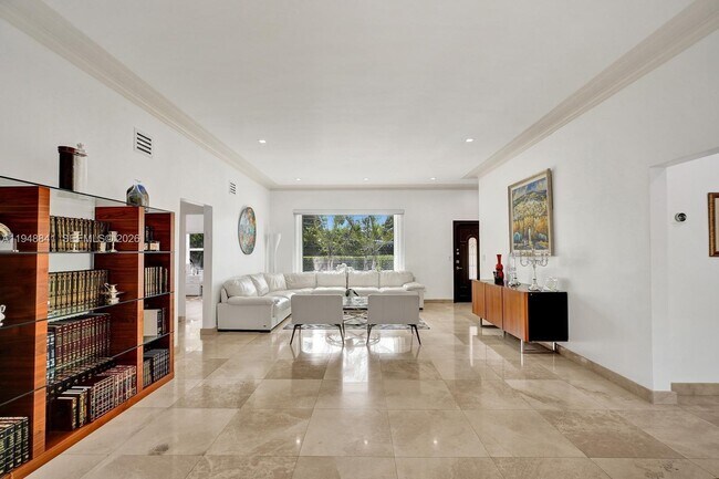 Photo - 3757 Prairie Ave