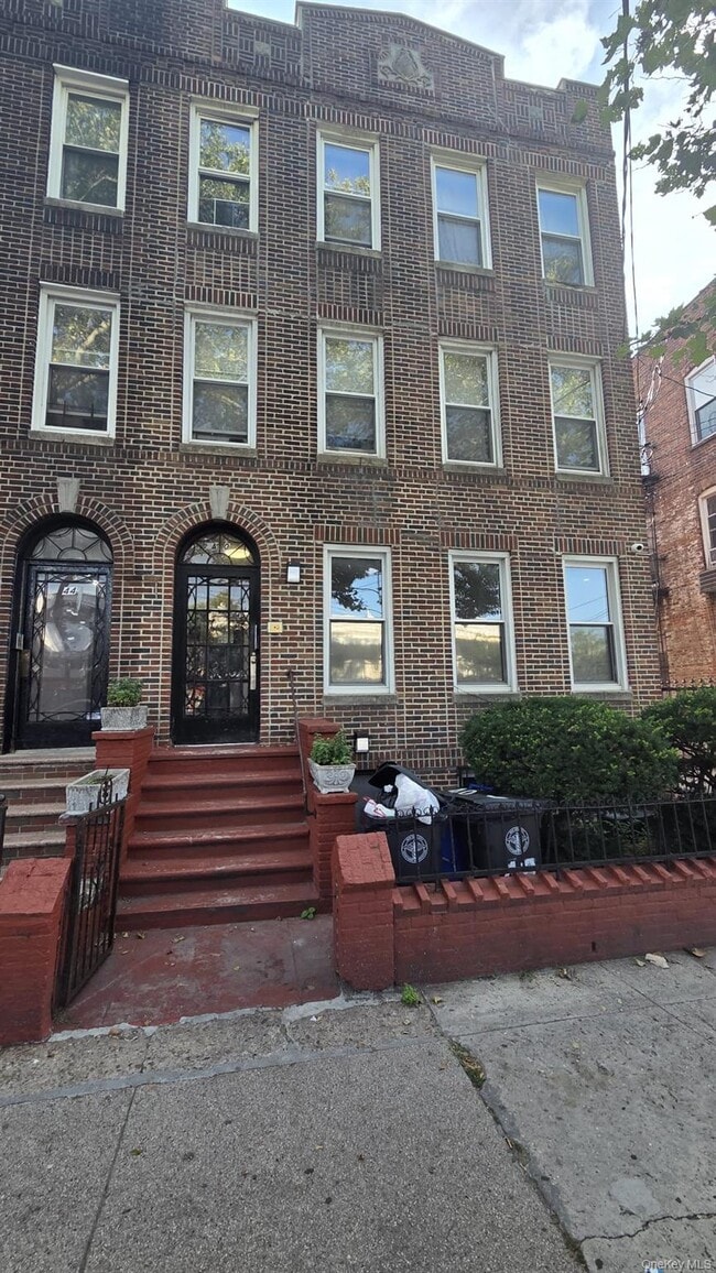 Photo - 40 E 52nd St Unit 6