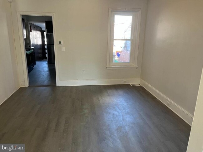 Photo - 133 E Nields St