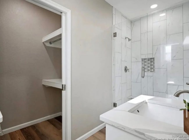 1006 Center St Unit 1