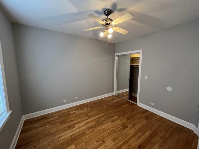 Photo - 4548 W George St Unit 2