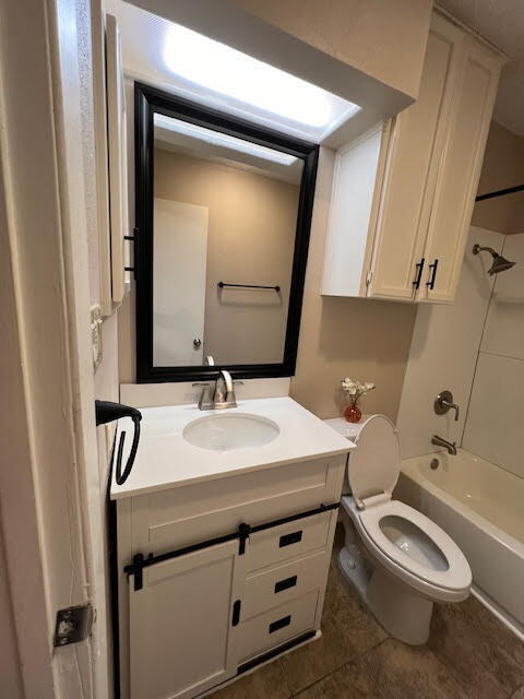 1615 Wycombe St Unit B