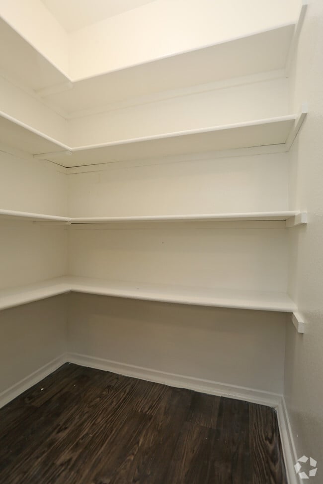 Photo - Pointe Ann Apartments