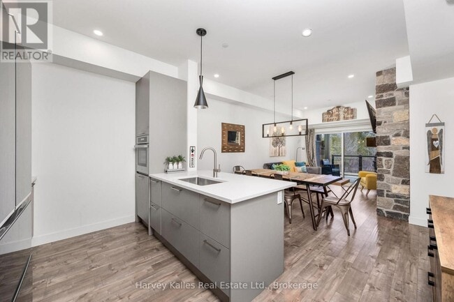 Photo - 16 Beckwith Ln